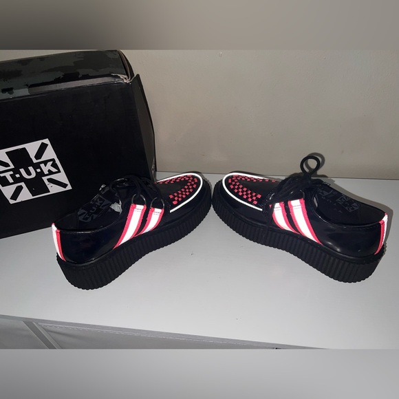 TUK Vegan Faux Patent Viva Mondo Creepers Black & Hot Pink Women 5 NWT - Picture 5 of 7
